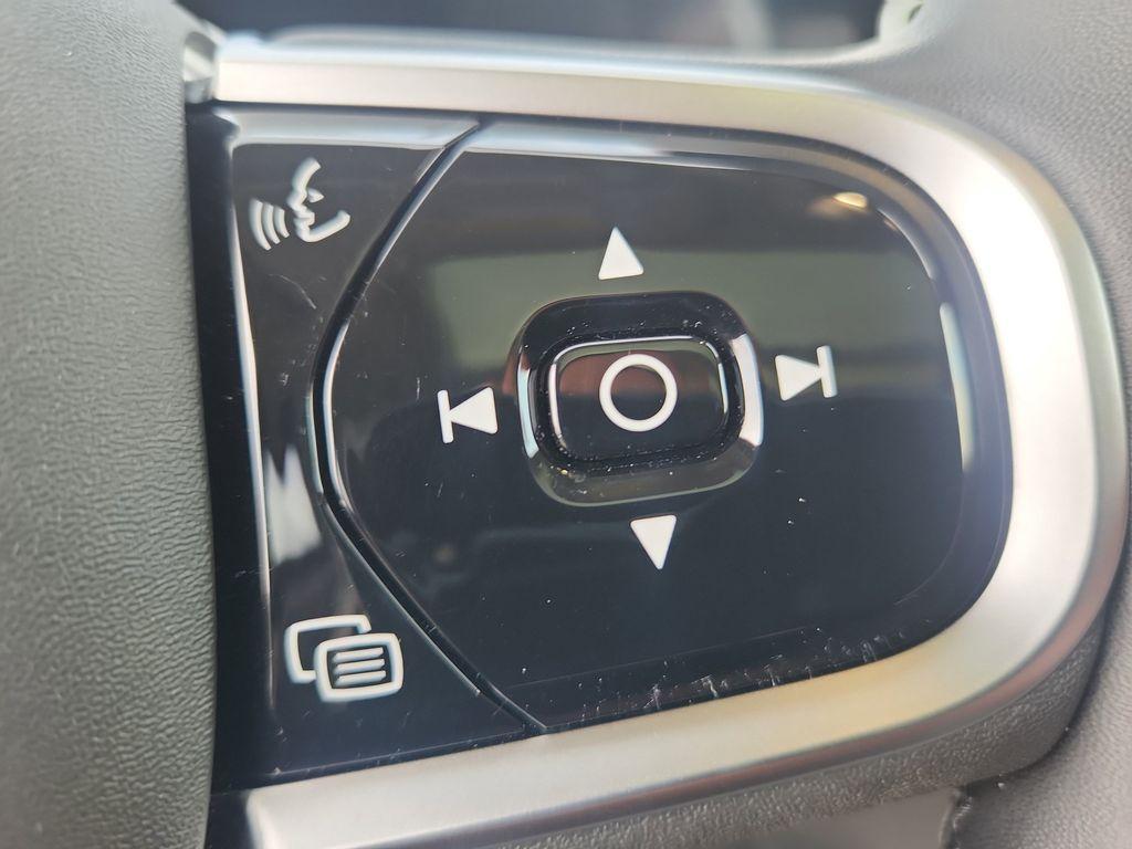 used 2025 Volvo XC90 car, priced at $51,900