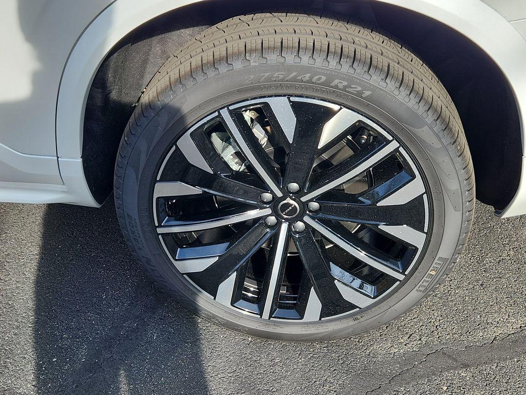 new 2026 Volvo XC90 car, priced at $68,325