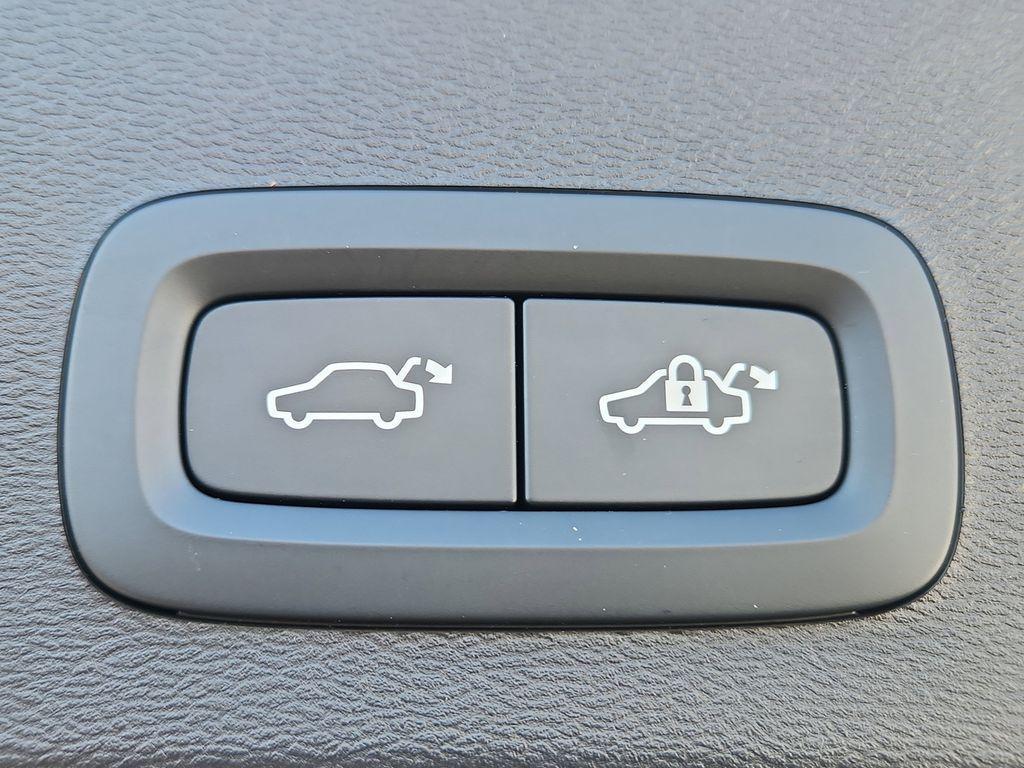 used 2025 Volvo XC40 car, priced at $29,890