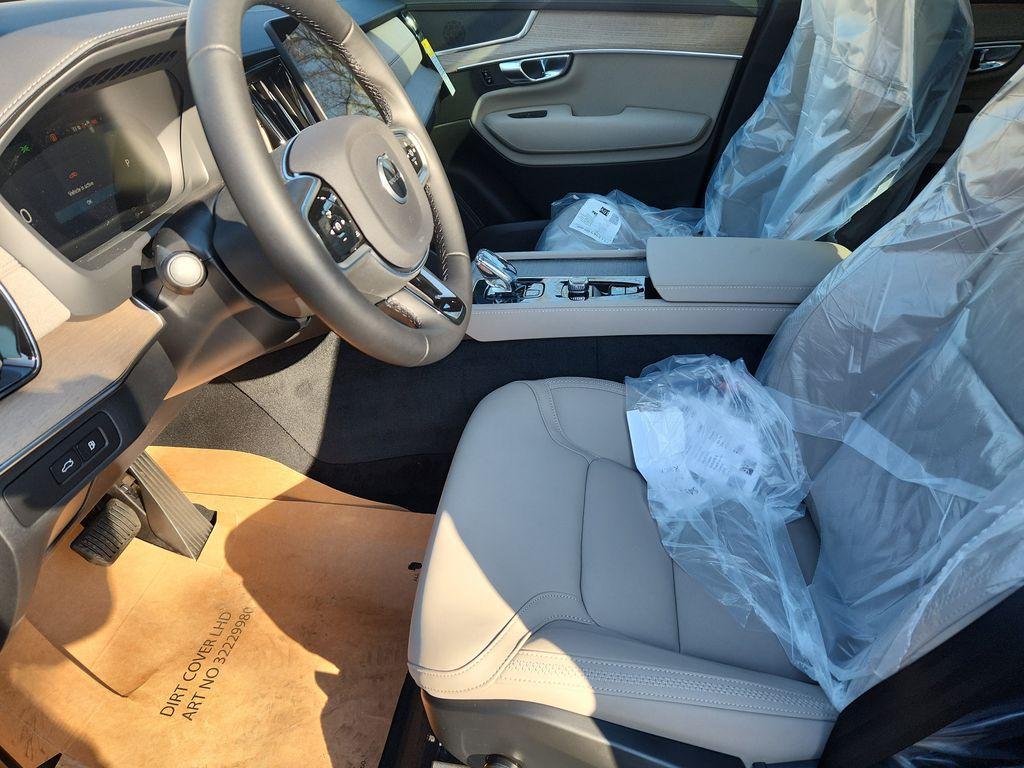 new 2026 Volvo XC90 Plug-In Hybrid car, priced at $78,695