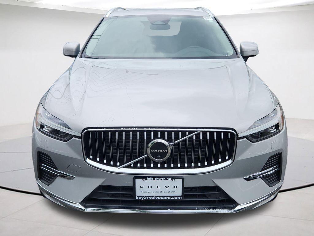 used 2023 Volvo XC60 car, priced at $35,481