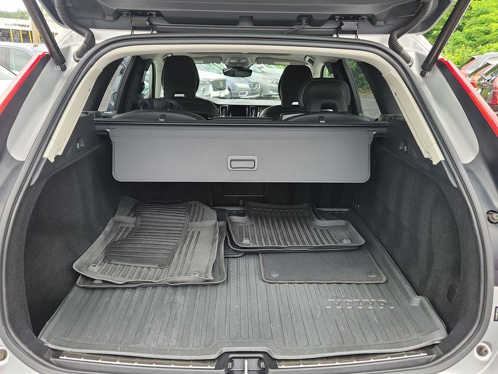 used 2023 Volvo XC60 car, priced at $35,481