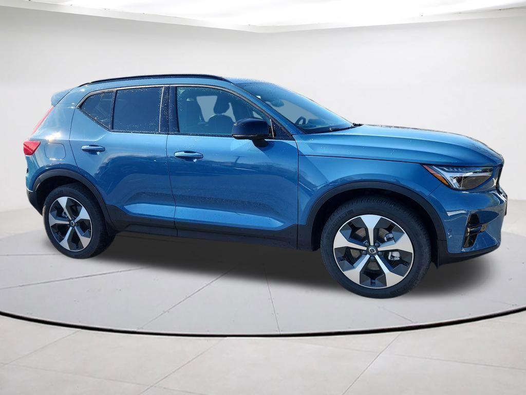 used 2025 Volvo XC40 car, priced at $31,795