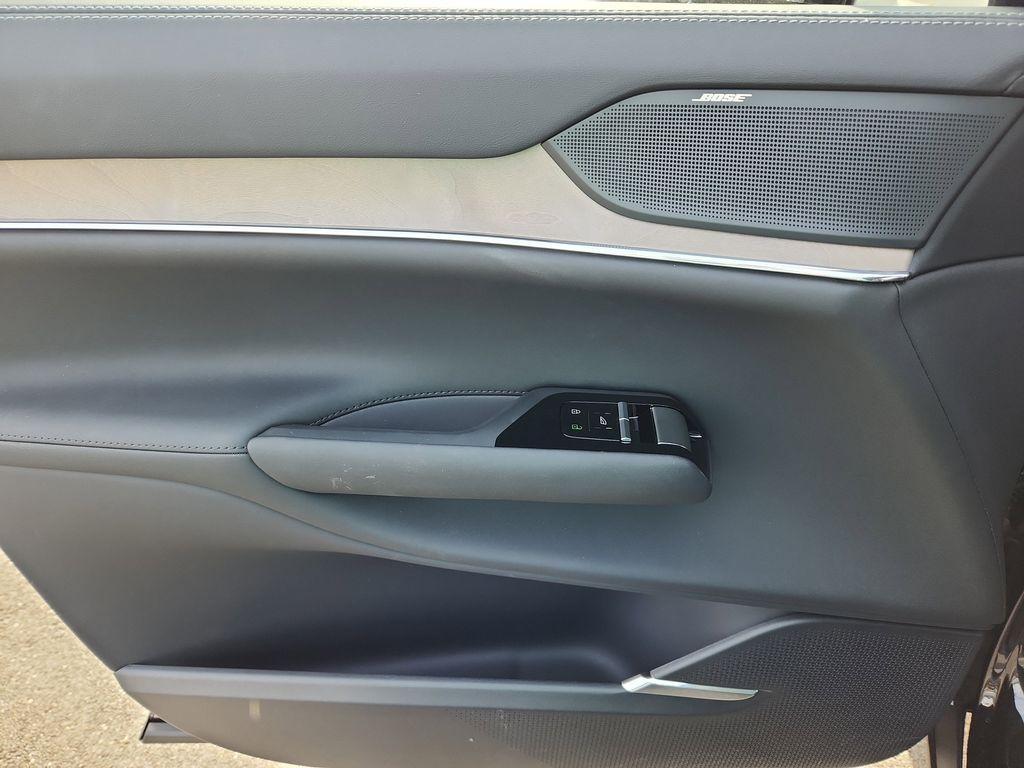 new 2025 Volvo EX90 car, priced at $71,256