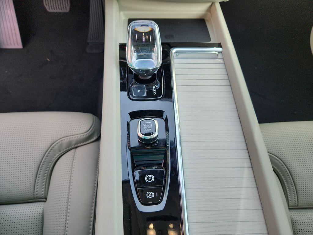 new 2026 Volvo XC60 car, priced at $61,435