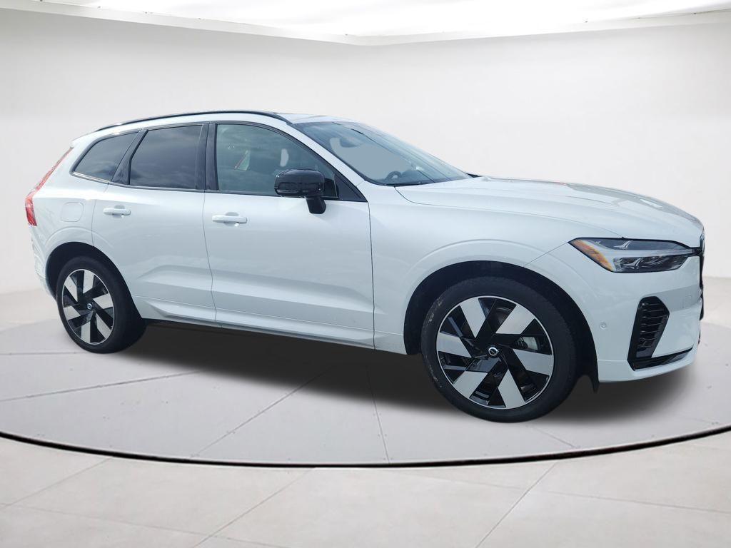 used 2024 Volvo XC60 Recharge Plug-In Hybrid car, priced at $49,493