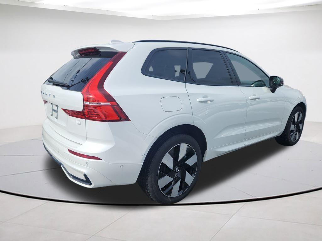 used 2024 Volvo XC60 Recharge Plug-In Hybrid car, priced at $49,493