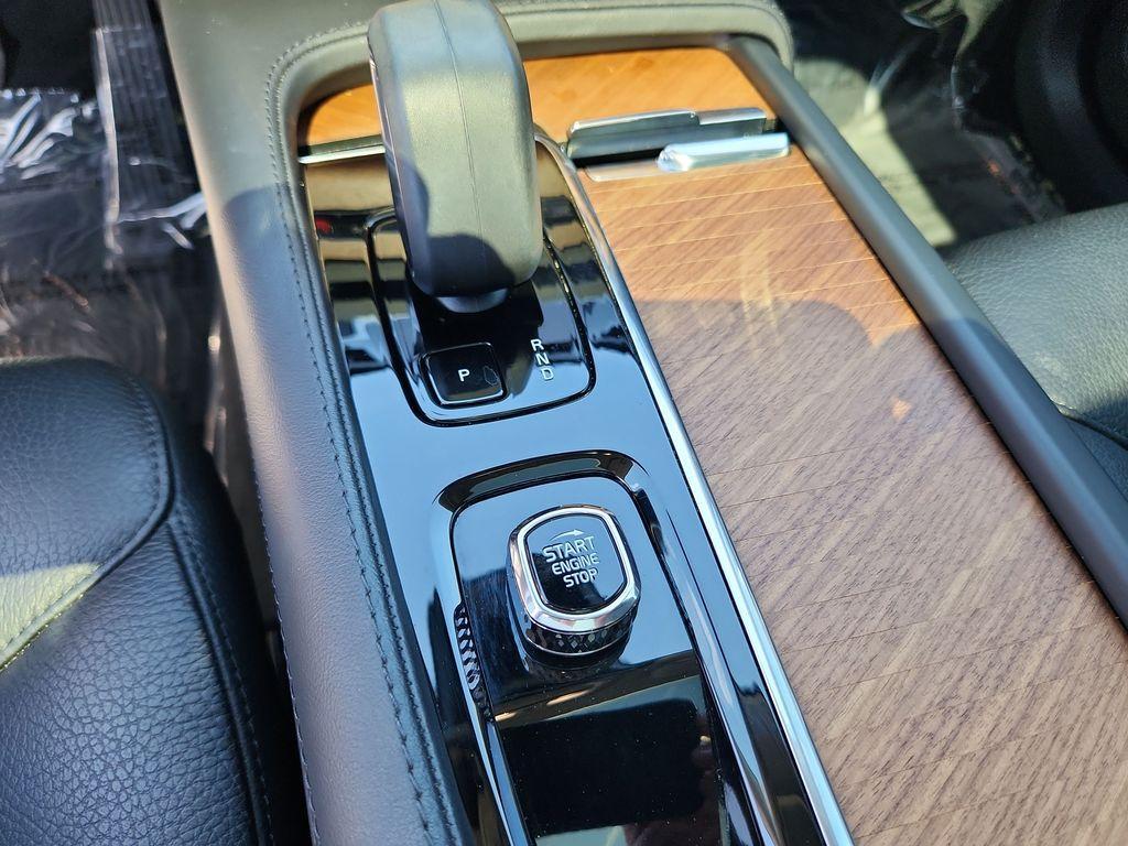 used 2023 Volvo XC90 car, priced at $41,375