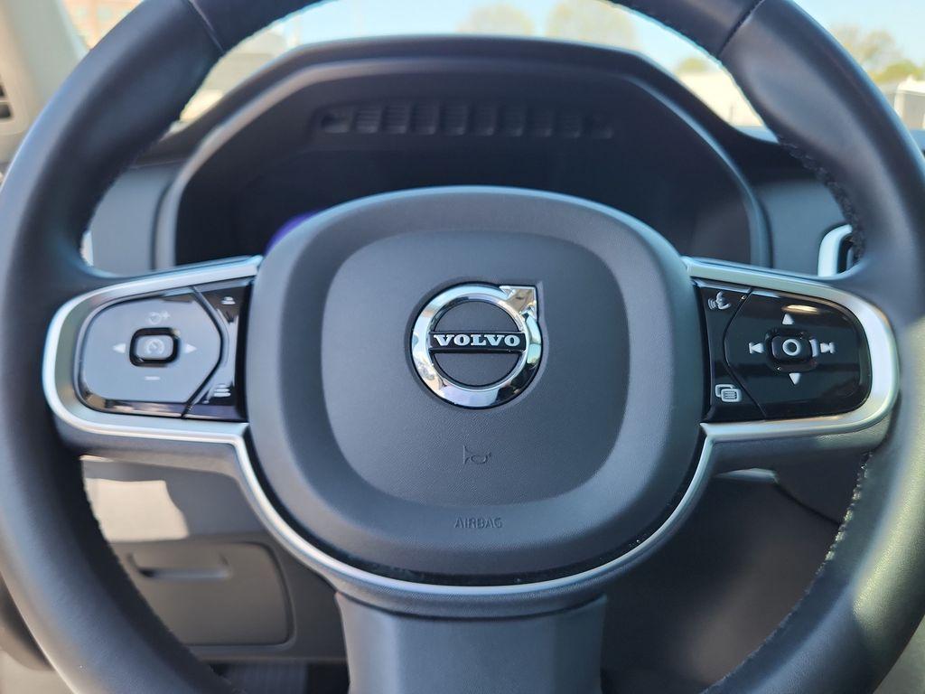 used 2023 Volvo XC90 car, priced at $41,375