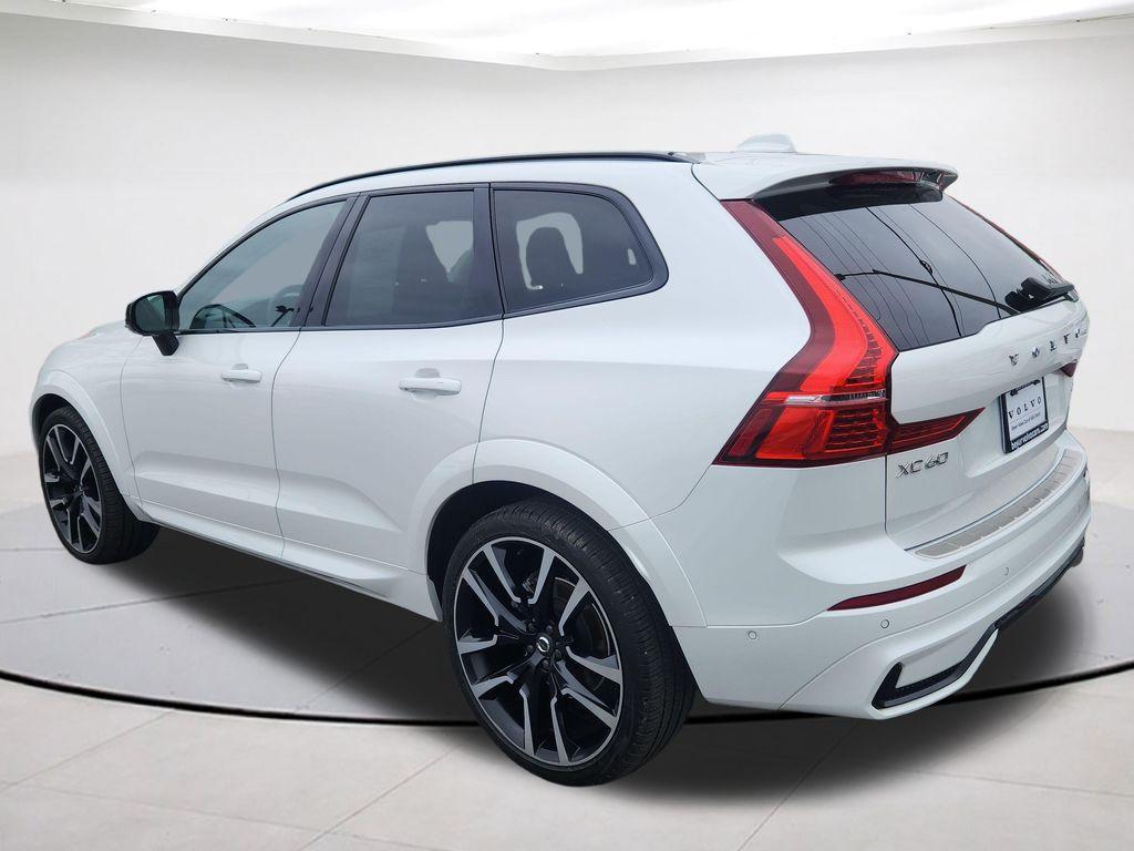 used 2023 Volvo XC60 car, priced at $36,550