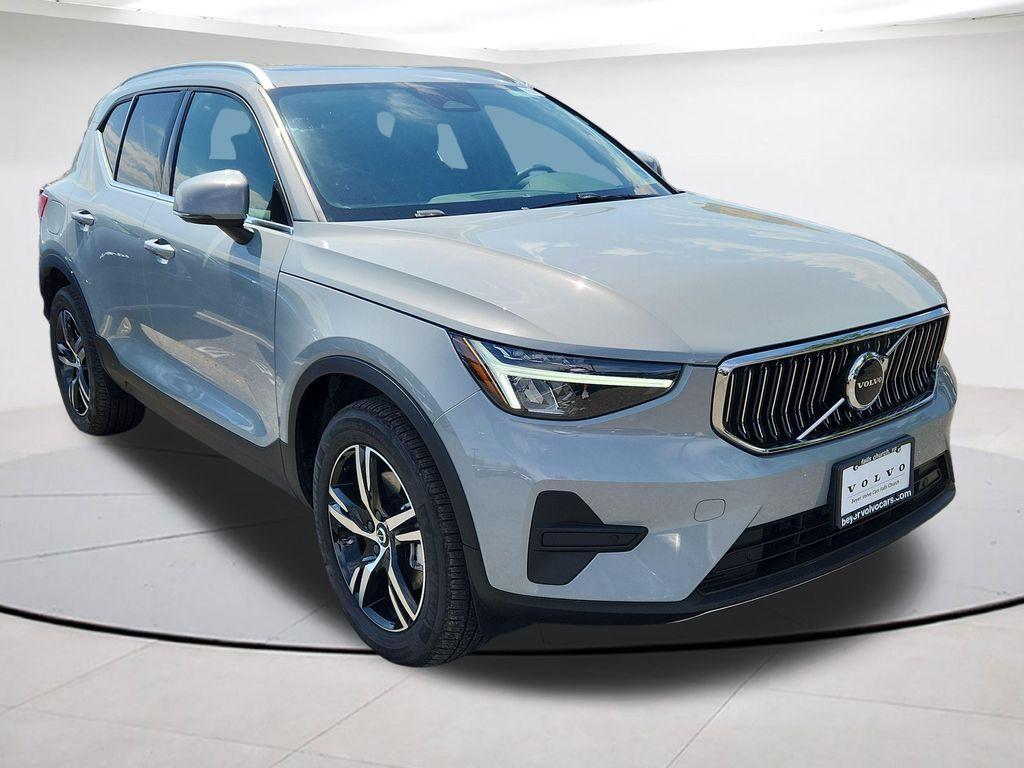 used 2025 Volvo XC40 car, priced at $33,495