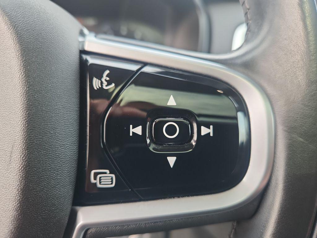 used 2017 Volvo XC90 car, priced at $16,415