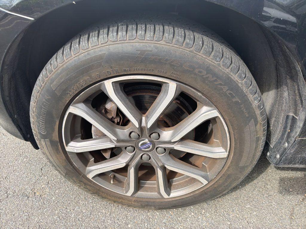 used 2016 Volvo XC60 car, priced at $16,490