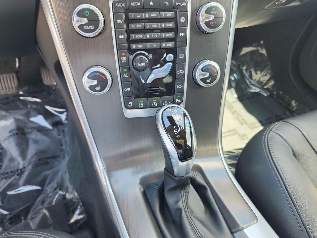 used 2016 Volvo XC60 car, priced at $17,780