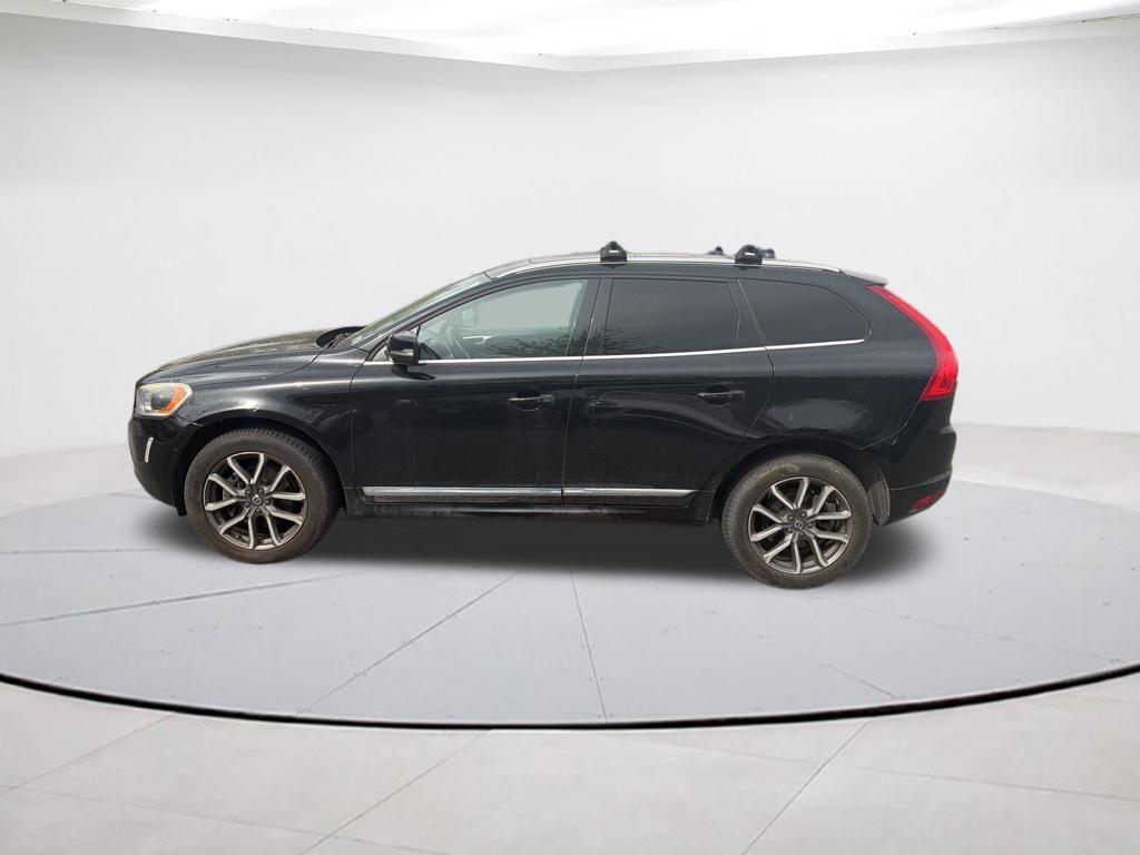 used 2016 Volvo XC60 car, priced at $16,490