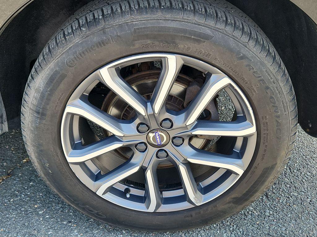used 2016 Volvo XC60 car, priced at $17,780