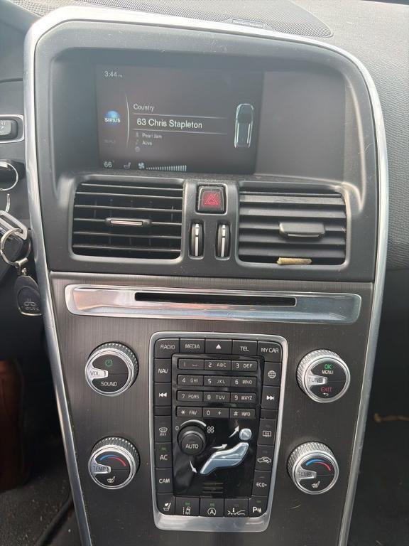 used 2016 Volvo XC60 car, priced at $16,490