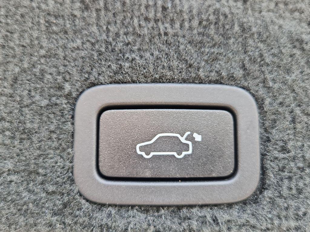 used 2016 Volvo XC60 car, priced at $17,780