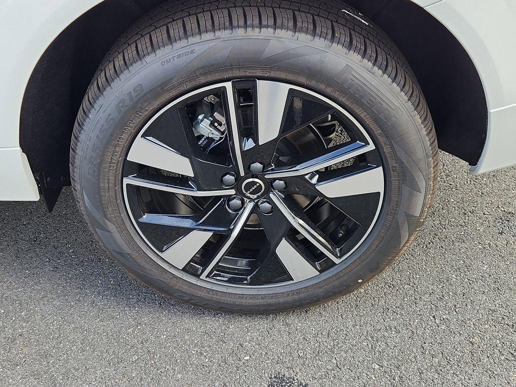 new 2026 Volvo XC60 car, priced at $54,685
