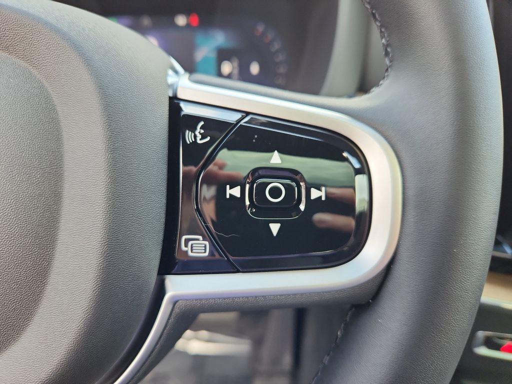 new 2026 Volvo XC60 car, priced at $54,685