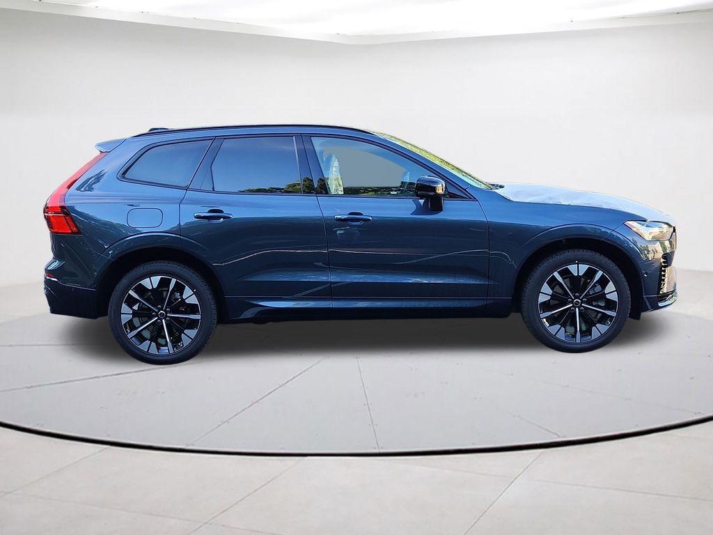 new 2026 Volvo XC60 Plug-In Hybrid car, priced at $69,345