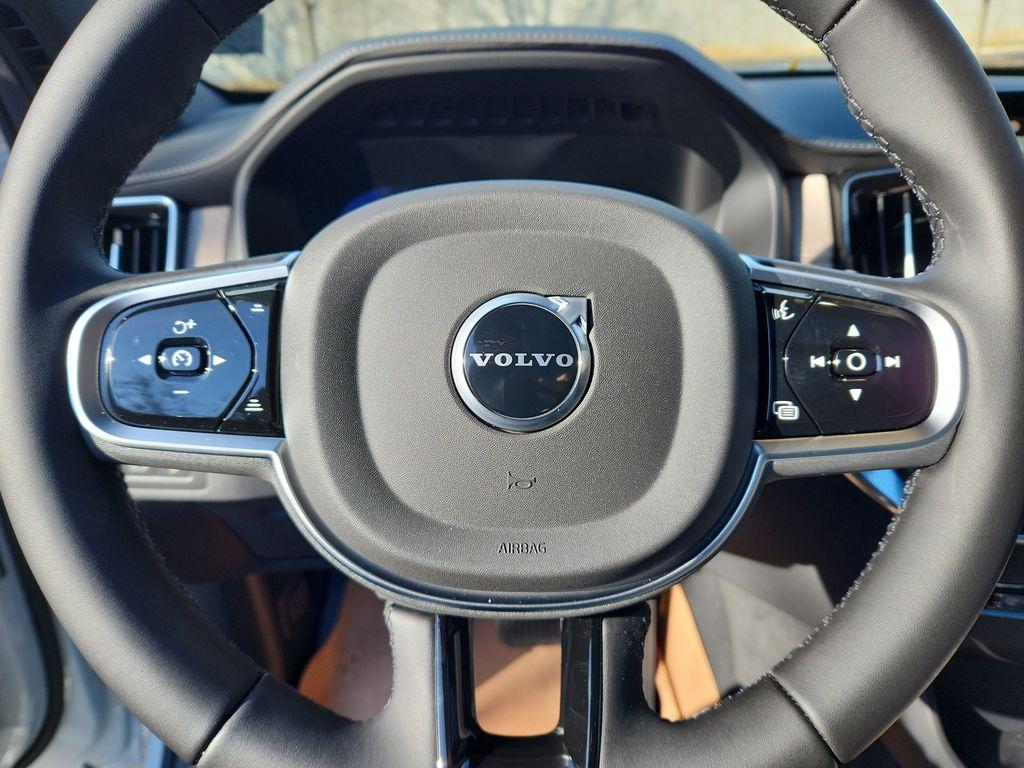 new 2026 Volvo XC90 Plug-In Hybrid car, priced at $79,075