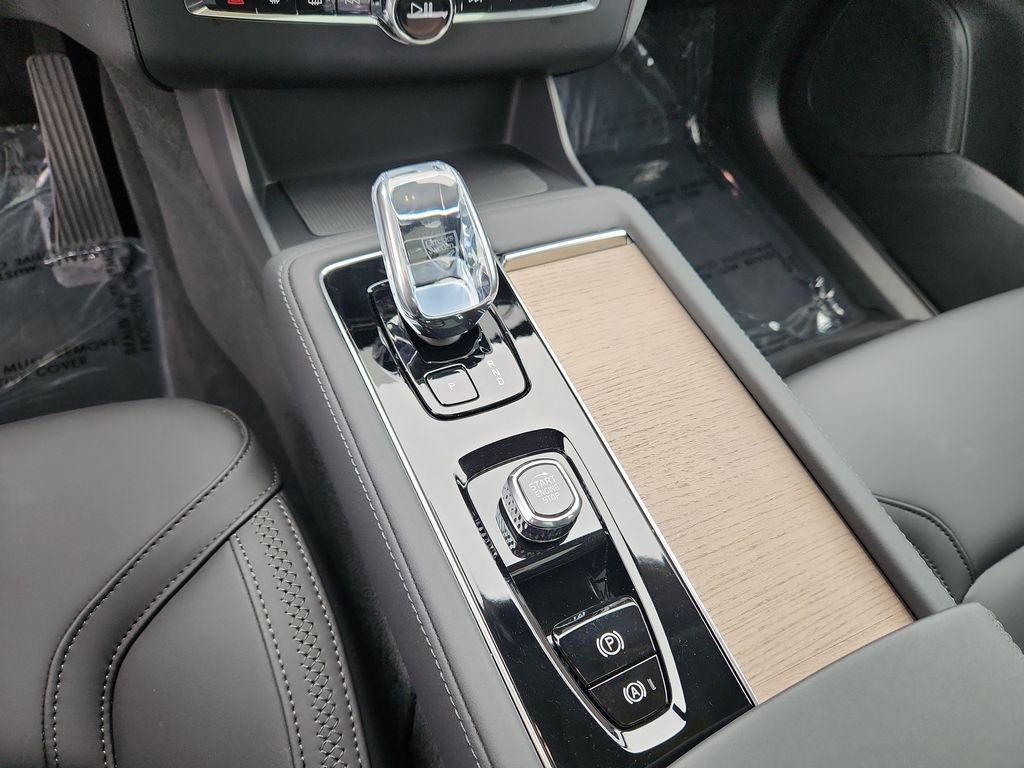 new 2026 Volvo XC90 Plug-In Hybrid car, priced at $84,795