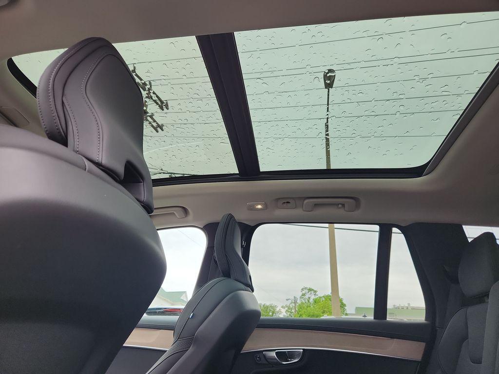new 2026 Volvo XC90 Plug-In Hybrid car, priced at $84,795