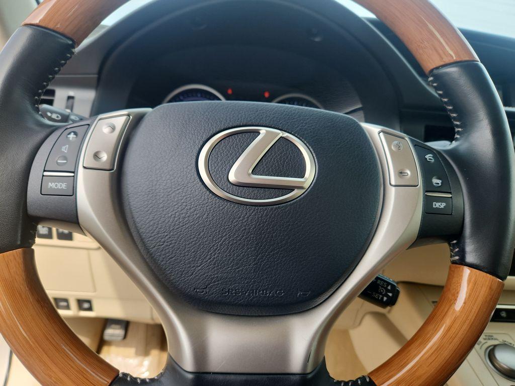 used 2015 Lexus ES 300h car, priced at $16,890