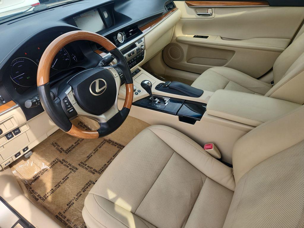 used 2015 Lexus ES 300h car, priced at $16,890