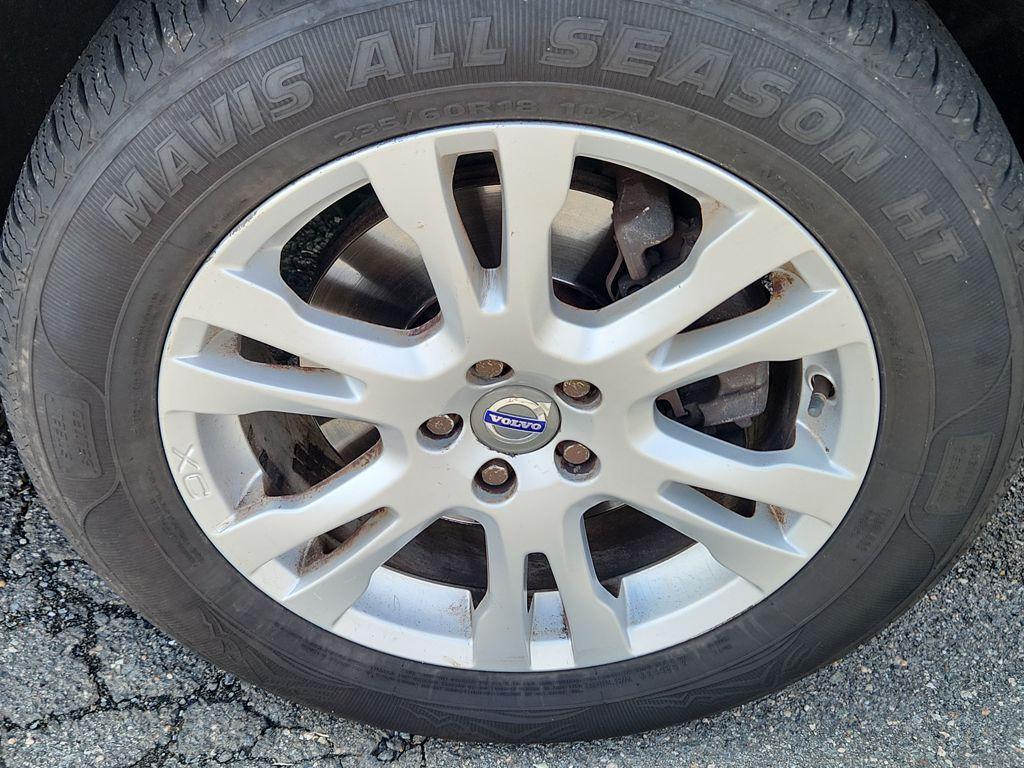 used 2014 Volvo XC90 car, priced at $9,770