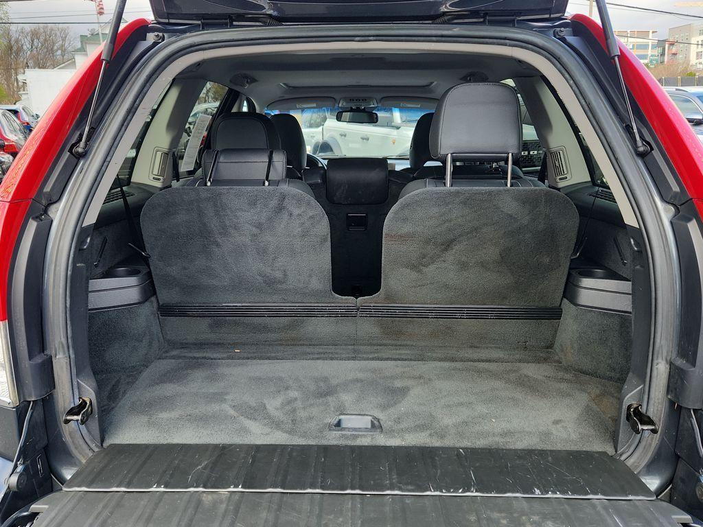 used 2014 Volvo XC90 car, priced at $9,770