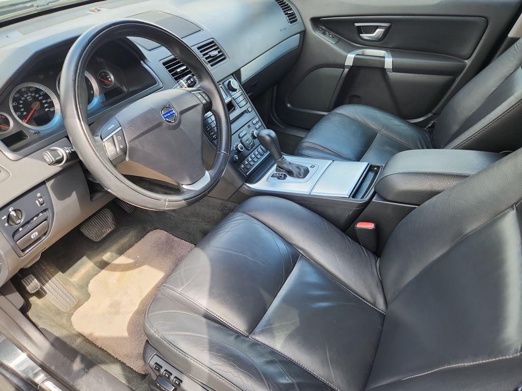 used 2014 Volvo XC90 car, priced at $9,770