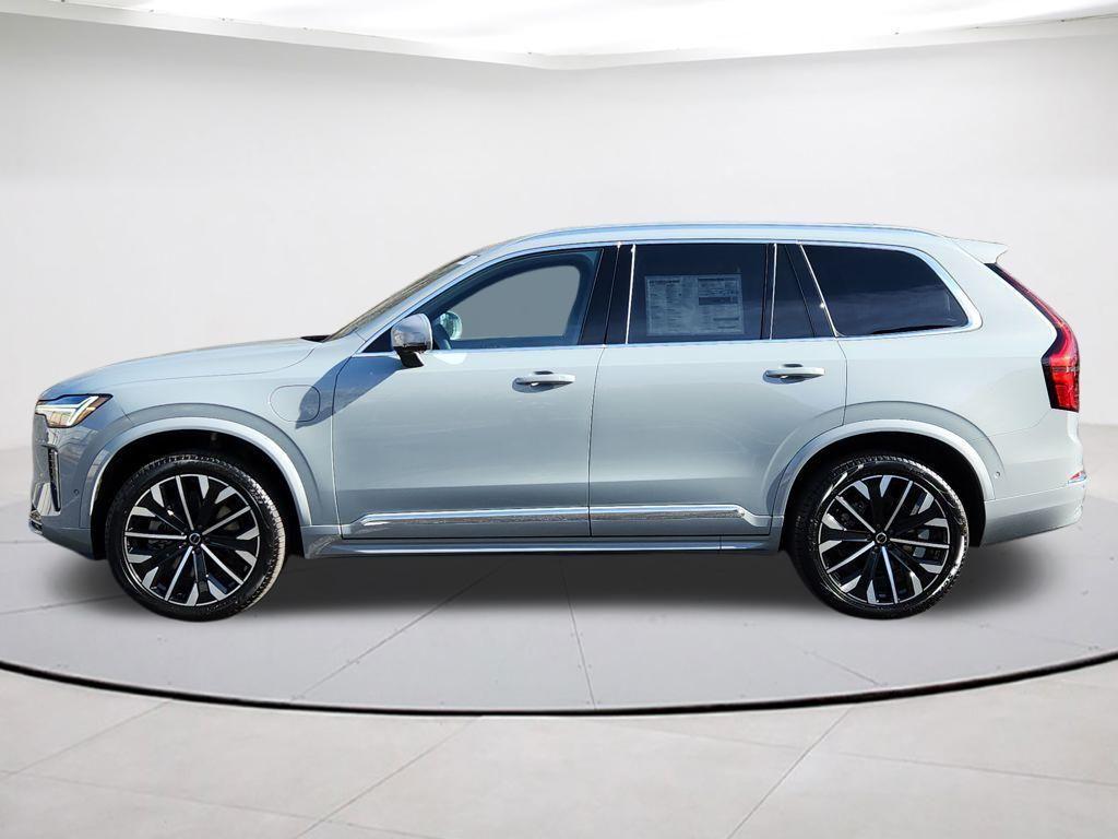 new 2026 Volvo XC90 Plug-In Hybrid car, priced at $79,495