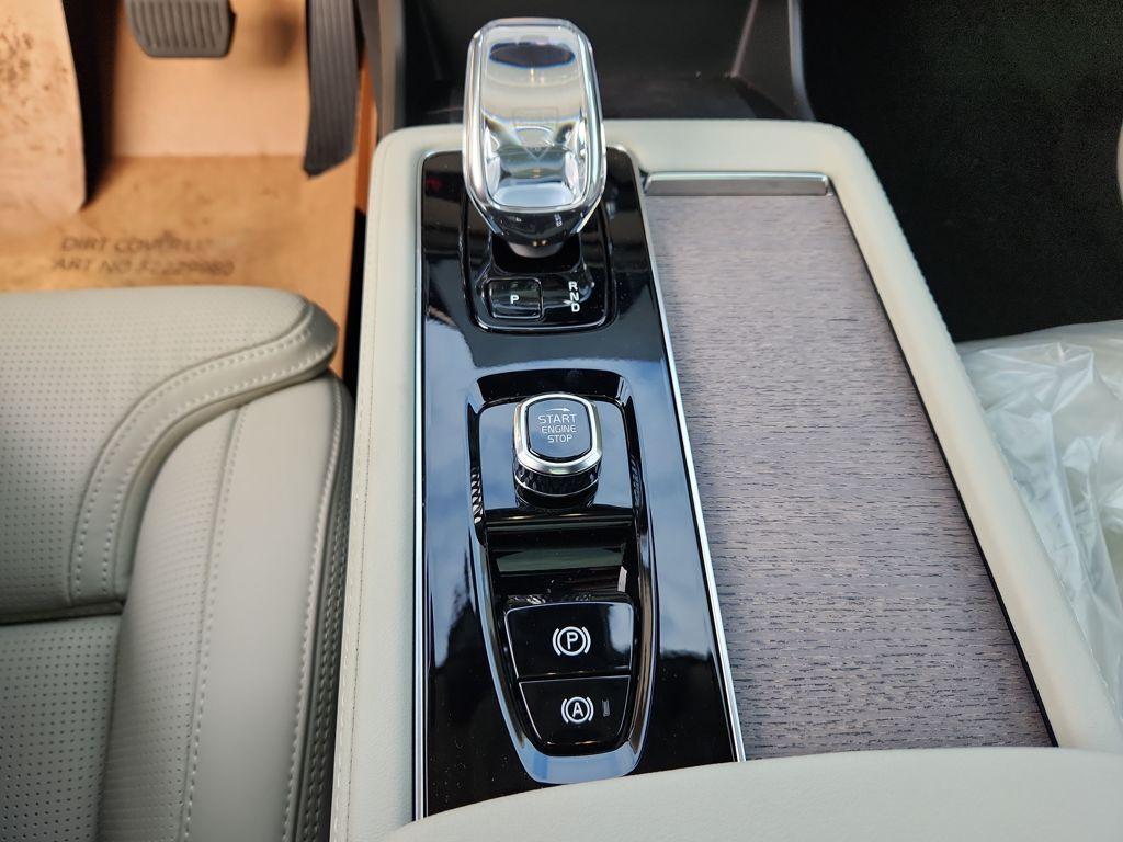 new 2026 Volvo XC90 car, priced at $73,575