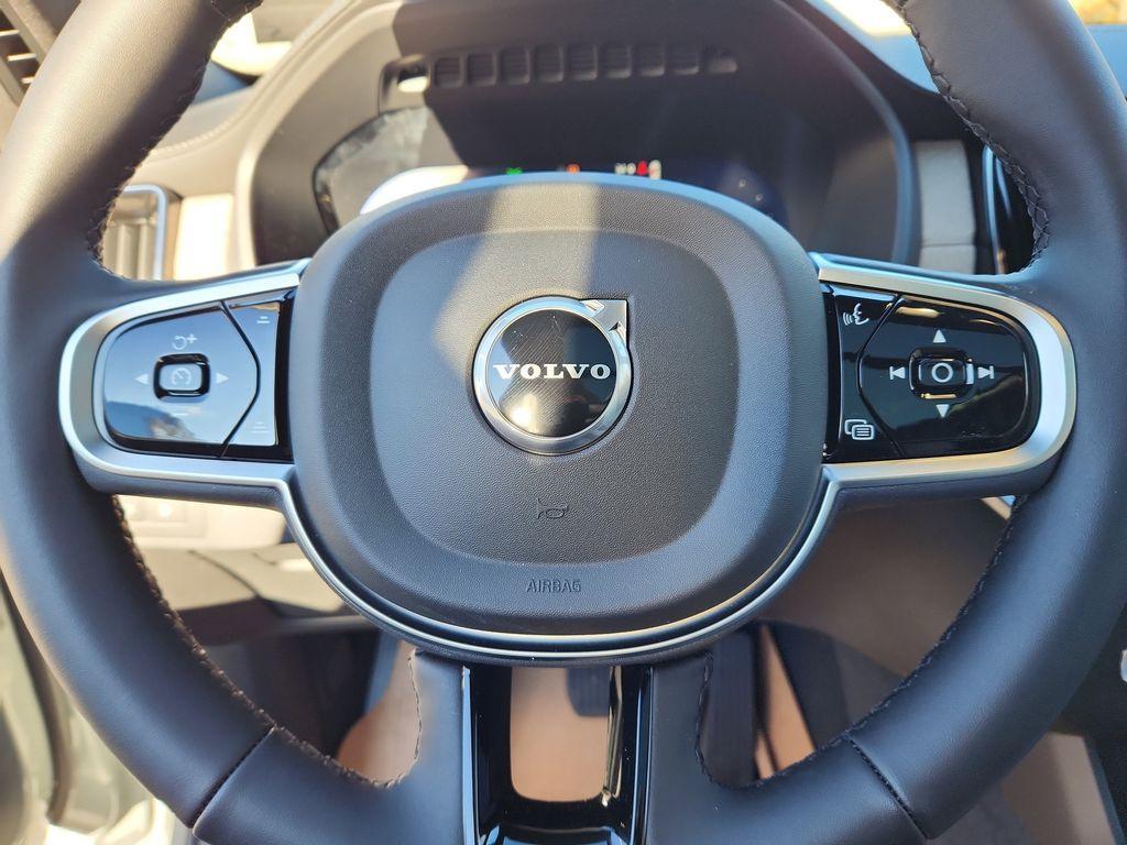 new 2026 Volvo XC90 Plug-In Hybrid car, priced at $79,375