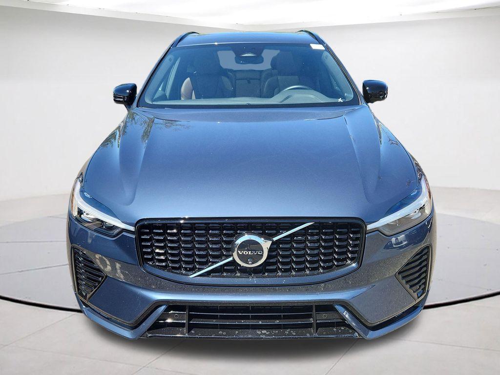 used 2024 Volvo XC60 car, priced at $35,715