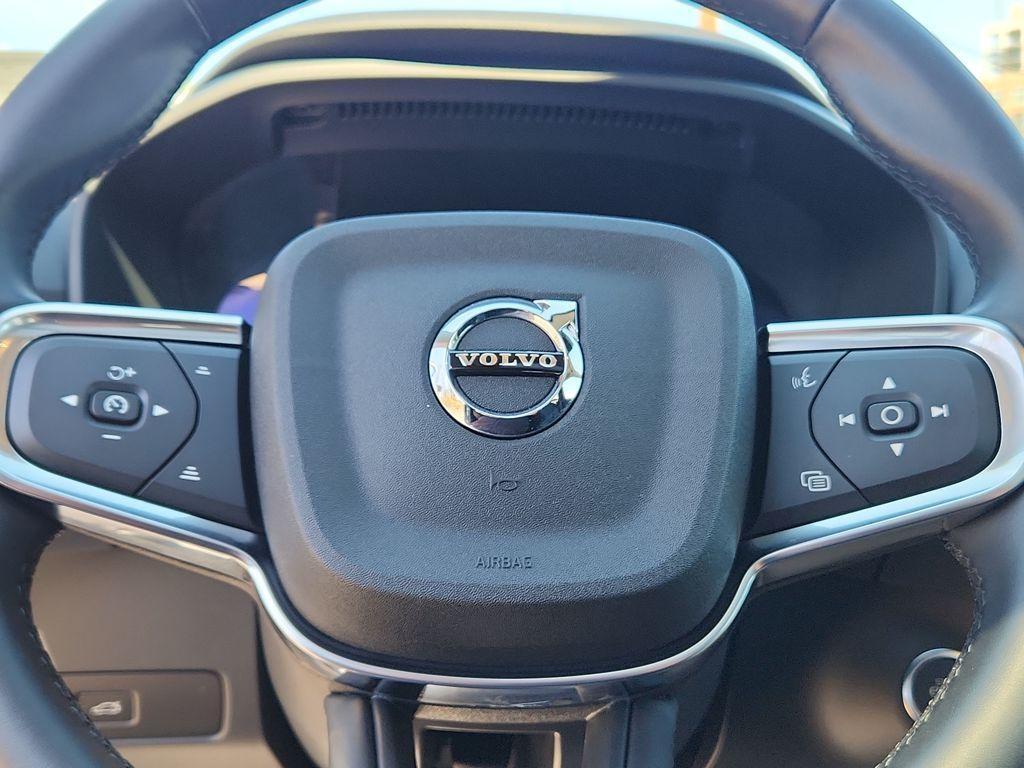 used 2025 Volvo XC40 car, priced at $29,990