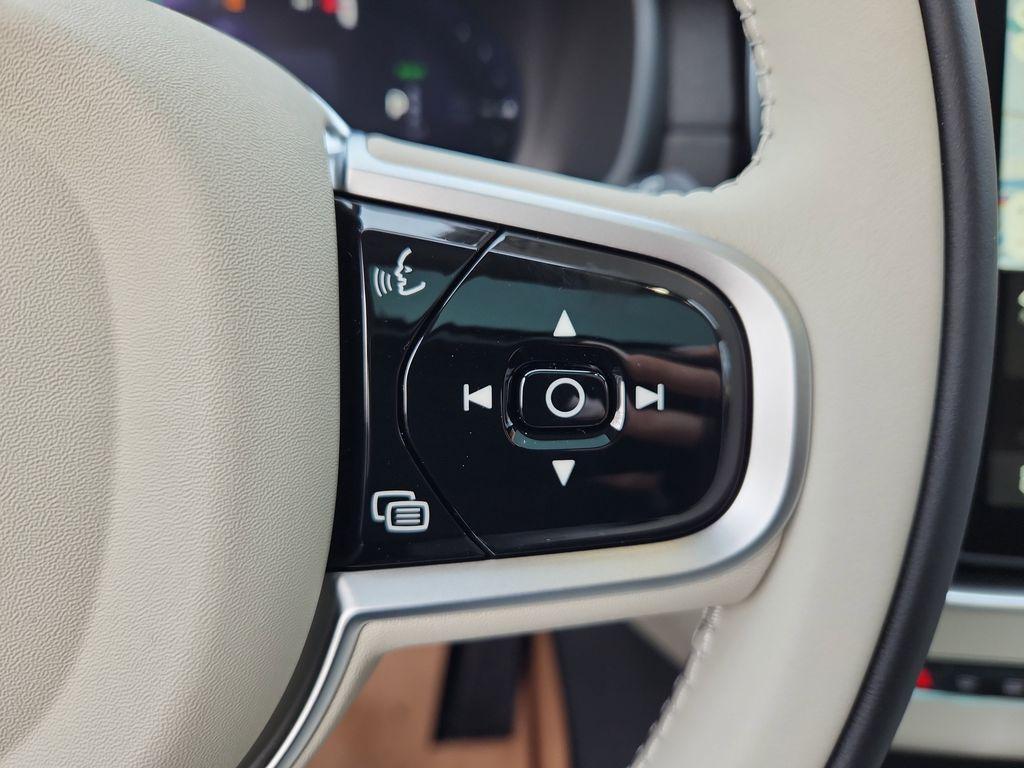 new 2026 Volvo XC90 Plug-In Hybrid car, priced at $83,245