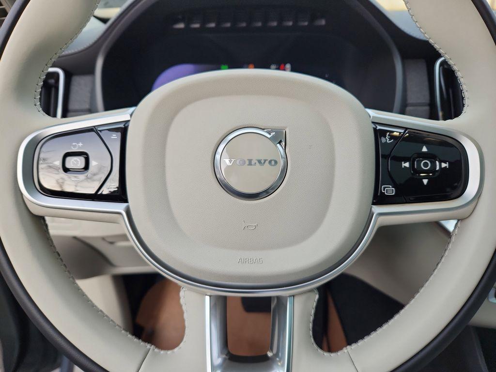 new 2026 Volvo XC90 Plug-In Hybrid car, priced at $83,245