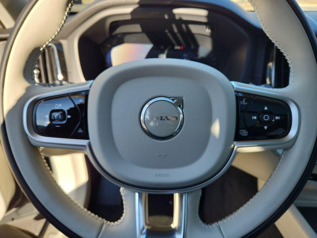 new 2026 Volvo XC60 car, priced at $59,195