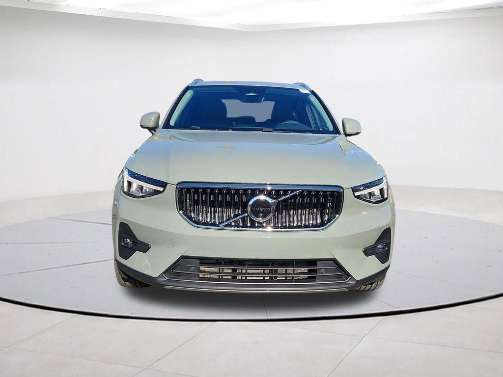 used 2023 Volvo XC40 car, priced at $28,500