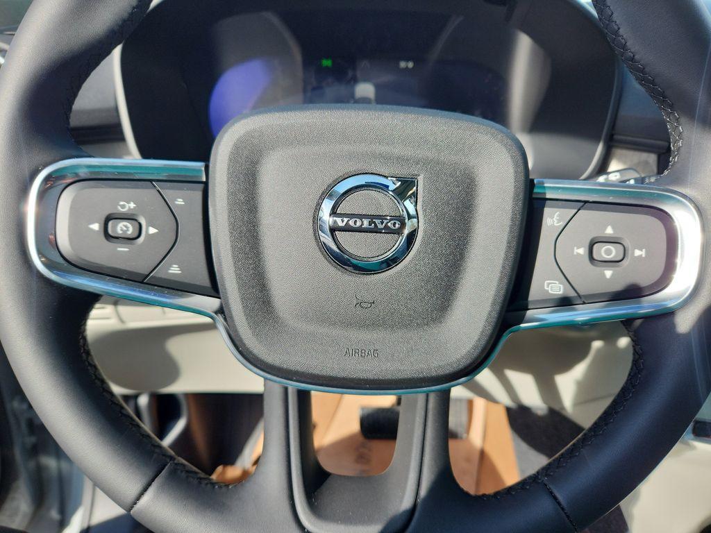 new 2026 Volvo XC40 car, priced at $51,360