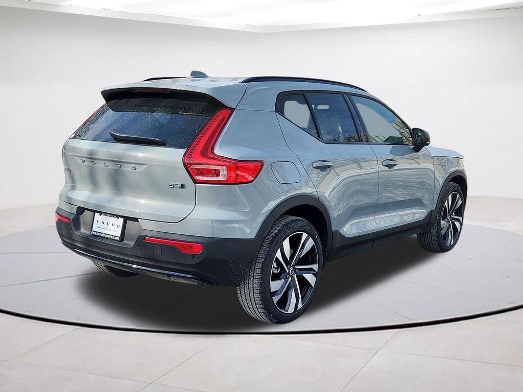 new 2026 Volvo XC40 car, priced at $51,360