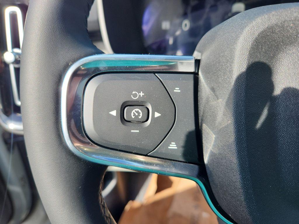 new 2026 Volvo XC40 car, priced at $51,360