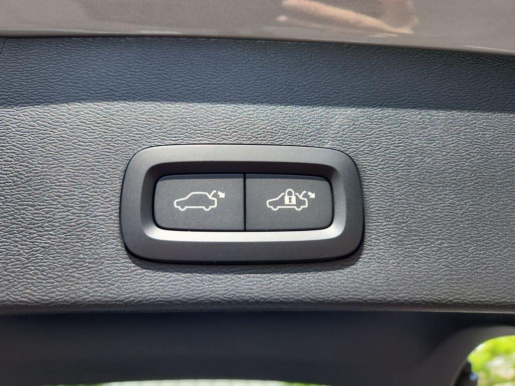 new 2026 Volvo EX40 car, priced at $59,860