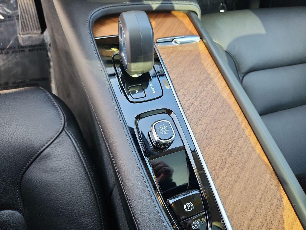 used 2023 Volvo XC90 Recharge Plug-In Hybrid car, priced at $46,500