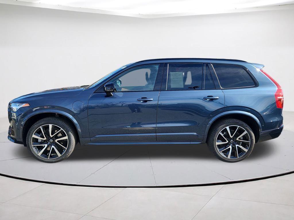used 2023 Volvo XC90 Recharge Plug-In Hybrid car, priced at $46,500