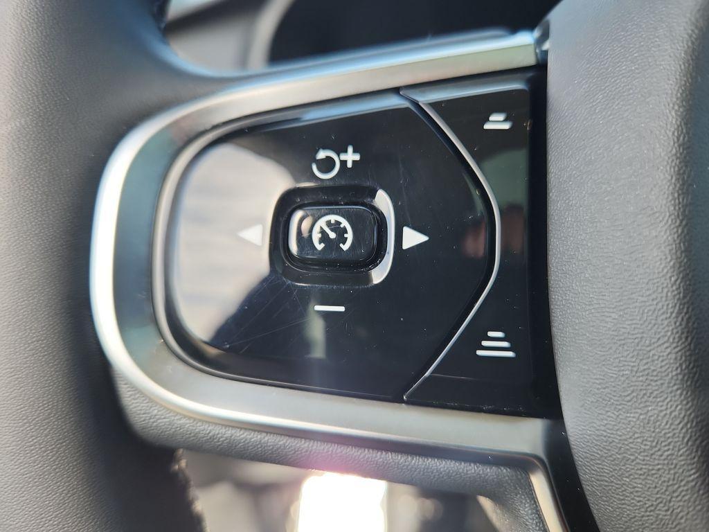 used 2023 Volvo XC90 Recharge Plug-In Hybrid car, priced at $46,500