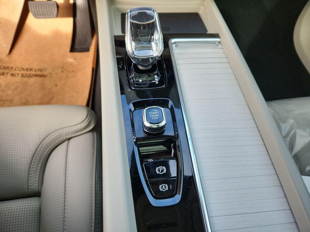 new 2026 Volvo XC60 Plug-In Hybrid car, priced at $71,995